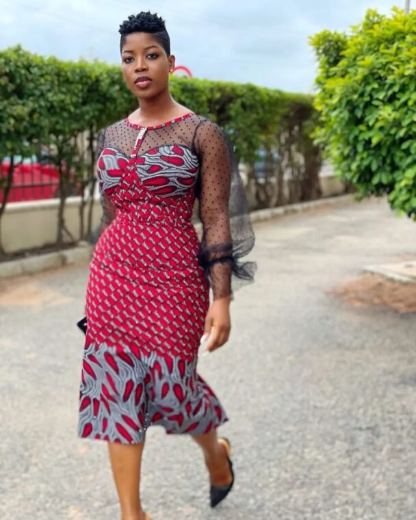 32 Beautiful Must Have African Fashion Ankara Gowns To Look Classy