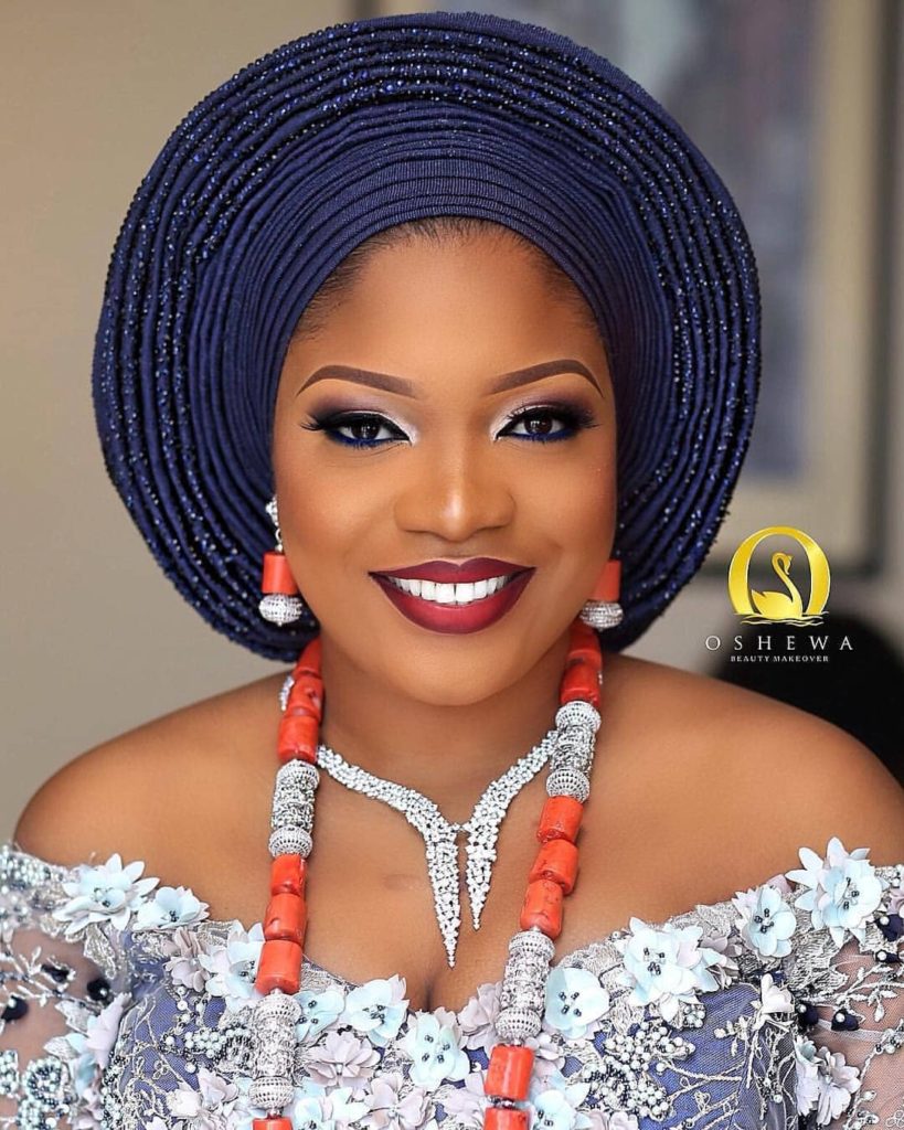Beautiful and amazing gele and makeup styles