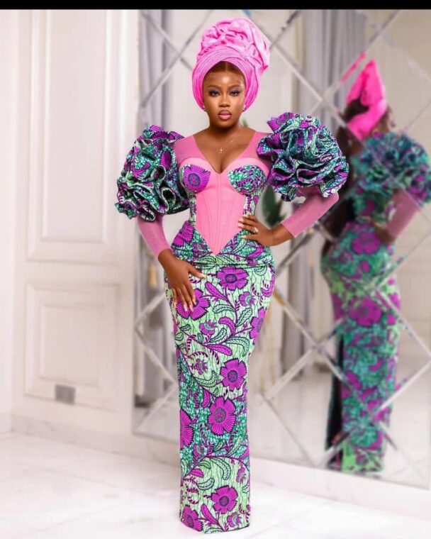 The Most Attractive and Popular African Print Dresses (4)