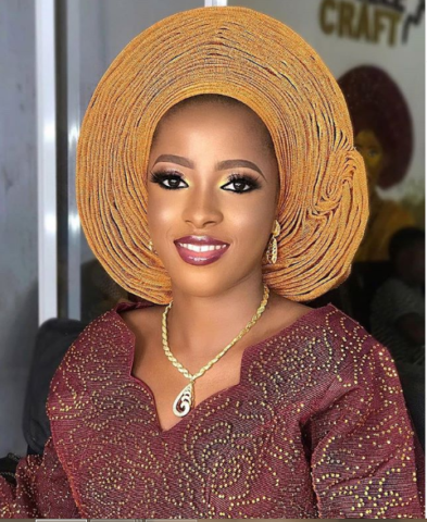 The Makeup and Gele Styles You Should See Now
