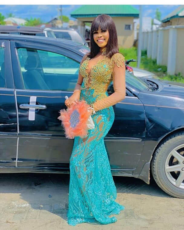 Classical and Stunning Aso Ebi Styles to Rock Next Wedding Party ...
