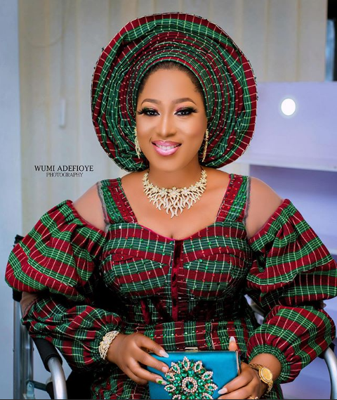 Top 10 Aso oke and Makeup Styles for Brides