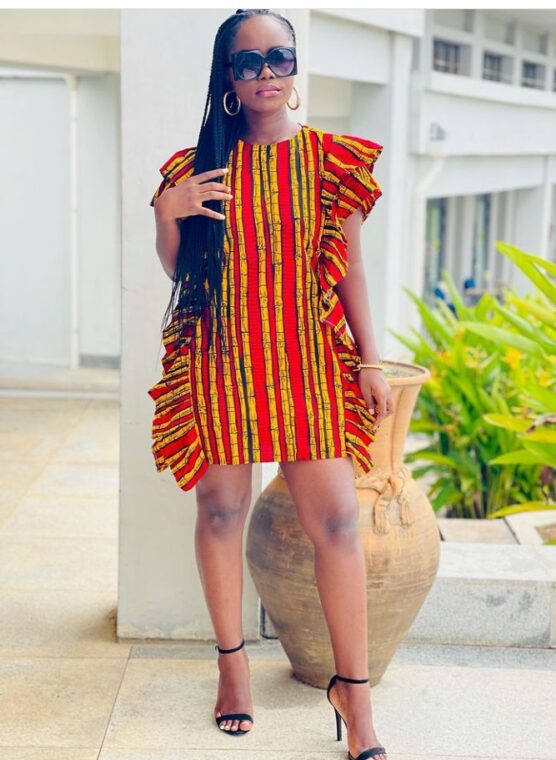 Ankara Short Gown Designs, The Most Recent Ankara Styles for Women (16)