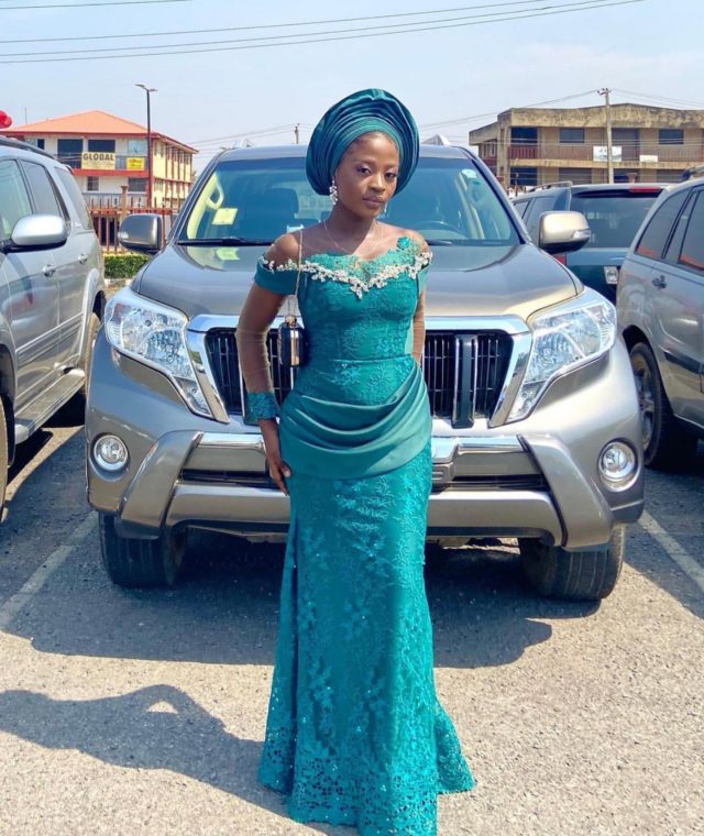 10 PICTURES: Lace Gown Styles for Your Next Owambe