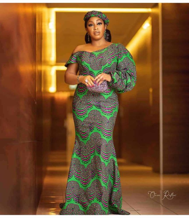 Mermaid-Styled Long Ankara Dresses