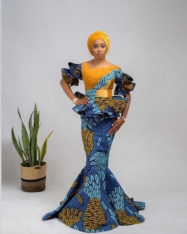 Detailed Skirt and Blouse African Fashion Styles 2021