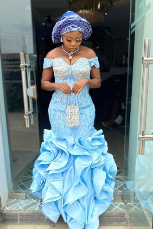 Amazing and Captivating Aso-Ebi Styles for Wedding Occasions
