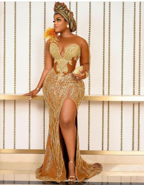 Latest Aso Ebi Styles For Wedding Guests and Special Occasions