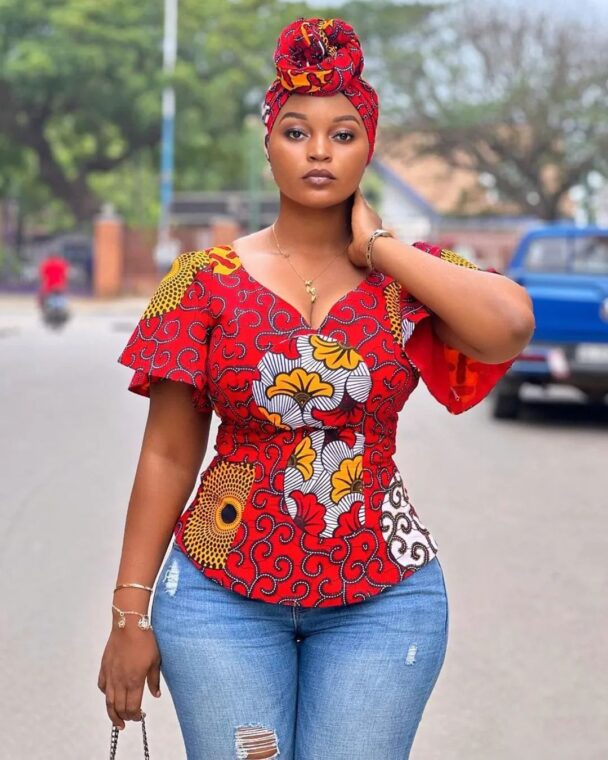 Extra Ordinary Ankara Gowns Styles