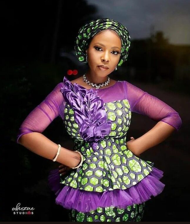 Trendy New Peplum Designs for Skirts and Blouses in Ankara with Pictures (2)