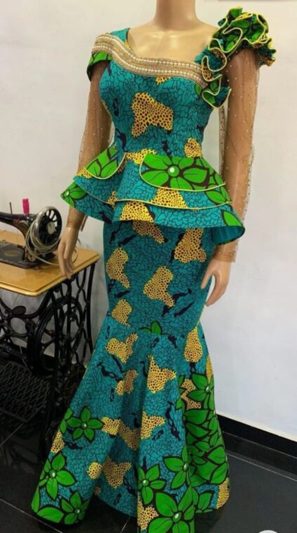 Trendy New Peplum Designs for Skirts and Blouses in Ankara with Pictures (7)