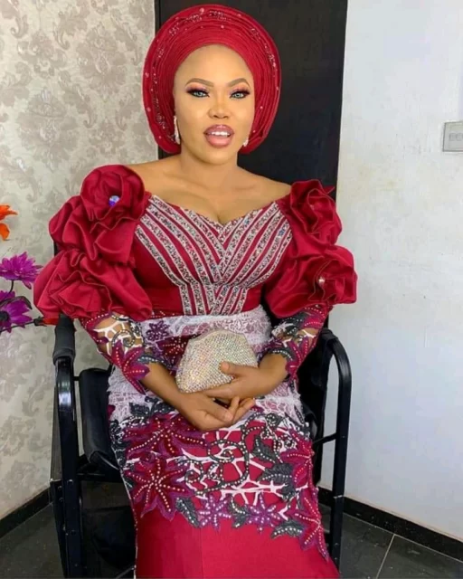 Elegant Damask Styles For Owambe/Parties With Heels And Bags – OD9JASTYLES