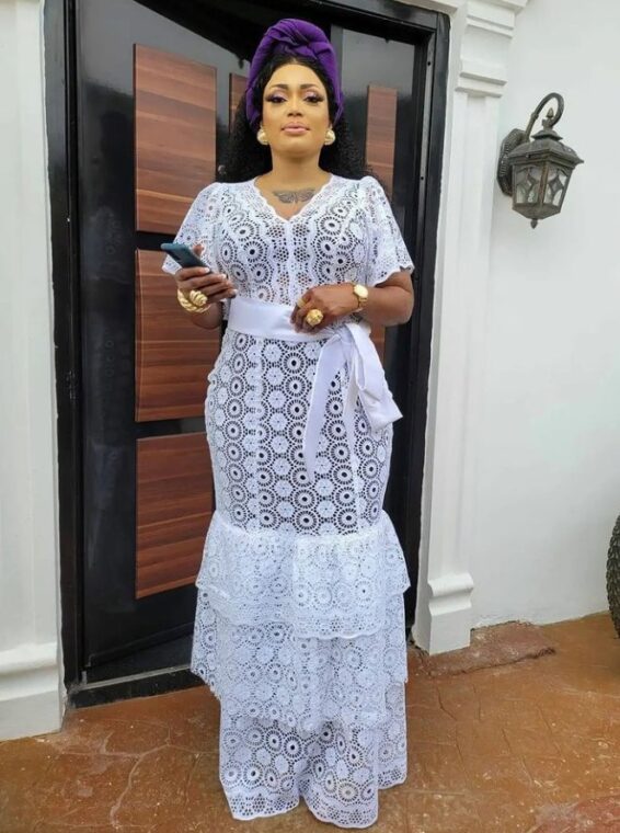 styles for lace materials gown