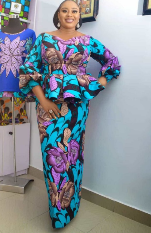 20+ Amazing and Unique Ankara Long Skirt and Peplum Blouse Styles_ - Stylish Naija (2)