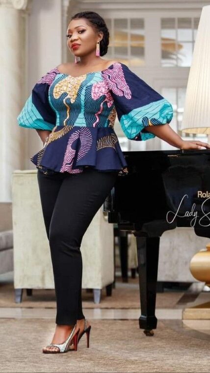 20+ Fashionable Ways To Styles Your Ankara BlouseTops With Jeans For Stylish Looks (4)