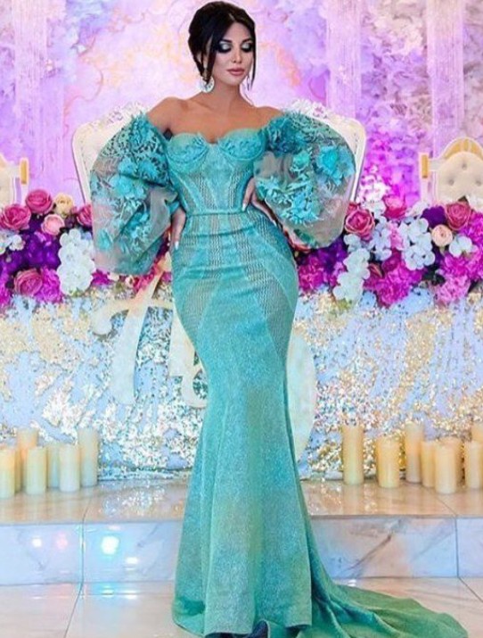 Ladies, Check Out These Stunning Asoebi Styles You Can Rock To Any Occasion (4)