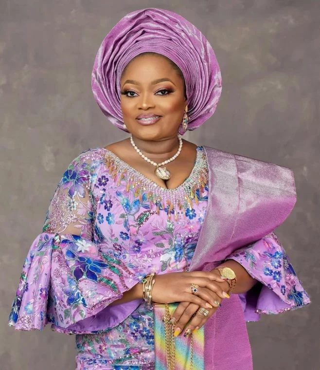 Mothers, Dress Simple But Gorgeous With These High Quality Damask Outfits This Weekend (17)