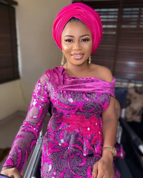 Mothers, Dress Simple But Gorgeous With These High Quality Damask Outfits This Weekend (18)