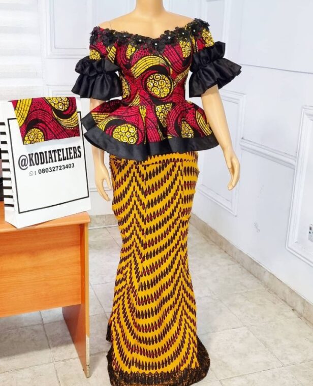 Stylish Ankara Skirts And Blouse Every Mother Should Rock To Sunday Service (12)