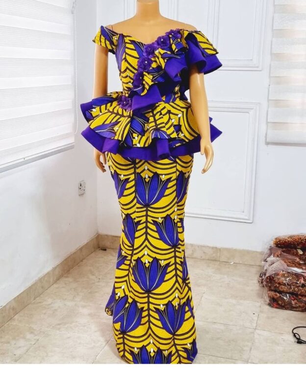 Stylish Ankara Skirts And Blouse Every Mother Should Rock To Sunday Service (14)