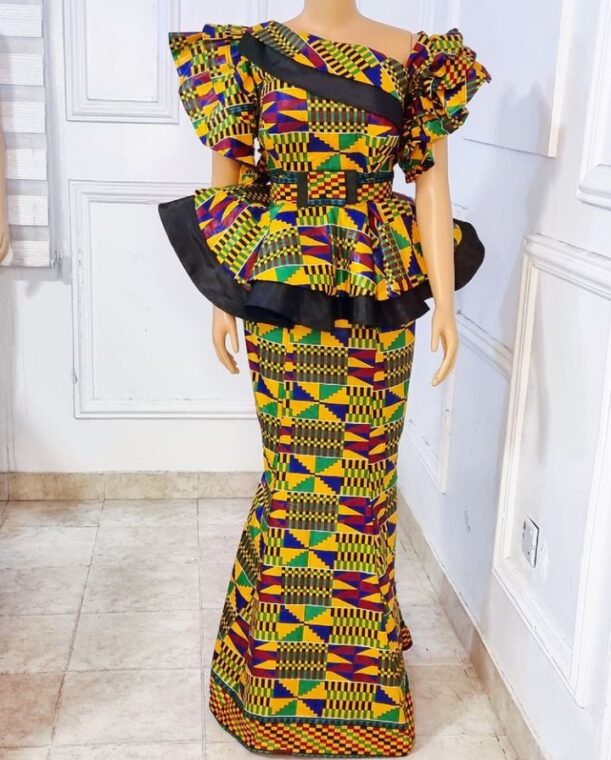 Stylish Ankara Skirts And Blouse Every Mother Should Rock To Sunday Service (15)