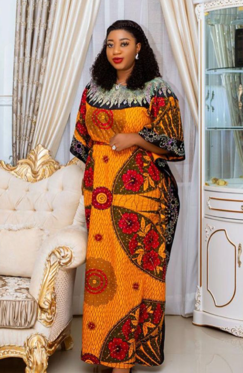 25 Kaftan And Lace Gowns For Classy Matured Women (5)