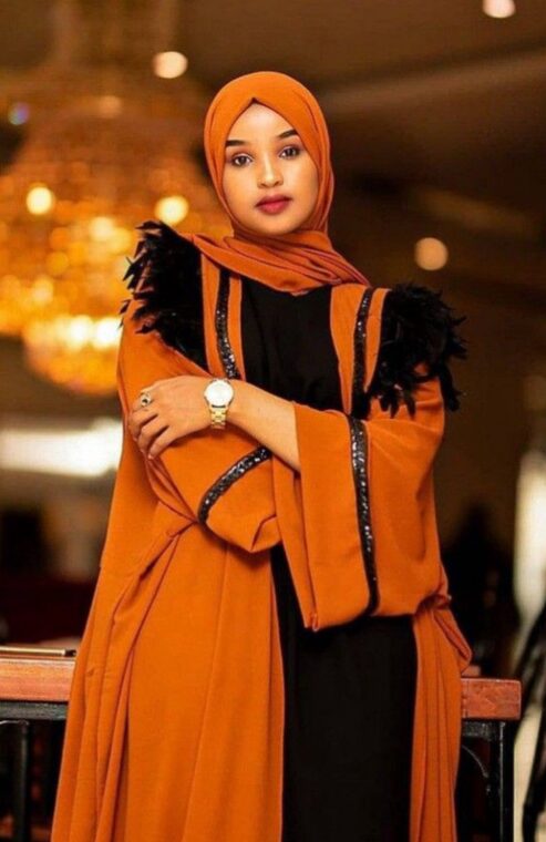 33 Best Muslim Fashion & Dress Styles For Muslim Women (7)