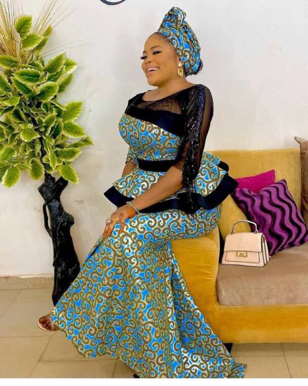 Ankara Skirt and Blouse Styles for Slim Ladies (8)