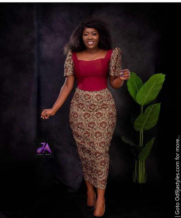 Beautiful Ankara Long Gowns Styles For All Occasions (16)