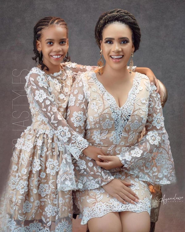 Trendy Styles Inspiration For Beautiful Families Who Slay Together (12)