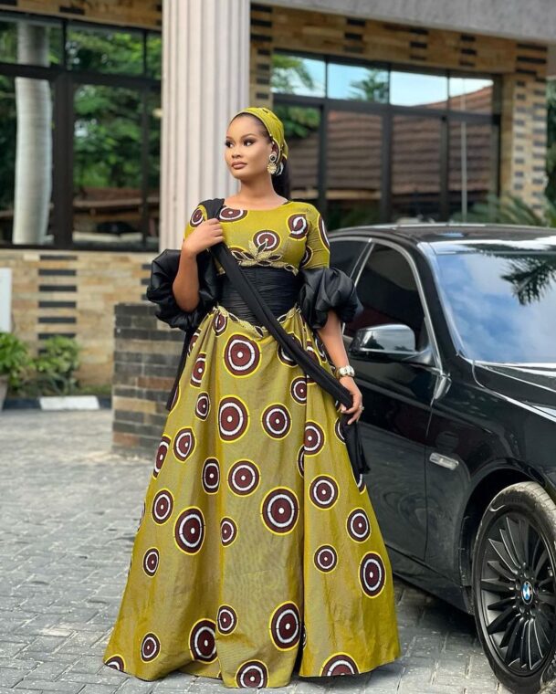 Gorgeous Gown Styles Suitable For You To Rock To Church Service This Week (4)