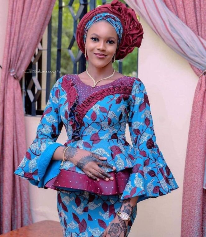 Mothers, Here Are Some Sophisticated Native Outfits You Can Rock This Month (2)