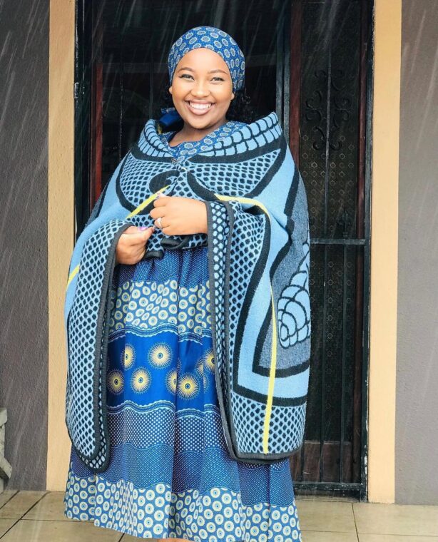 Best African Shweshwe Dresses For Stylish African Women (10)