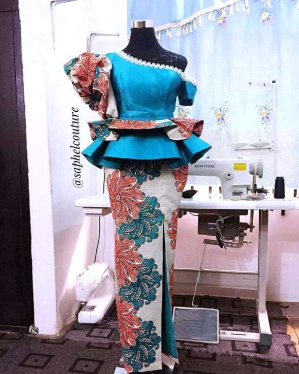 Latest Ankara Styles In Vogue For LadiesWomen-700+ Pictures (15)