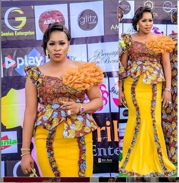 Latest Ankara Styles In Vogue For LadiesWomen-700+ Pictures (4)