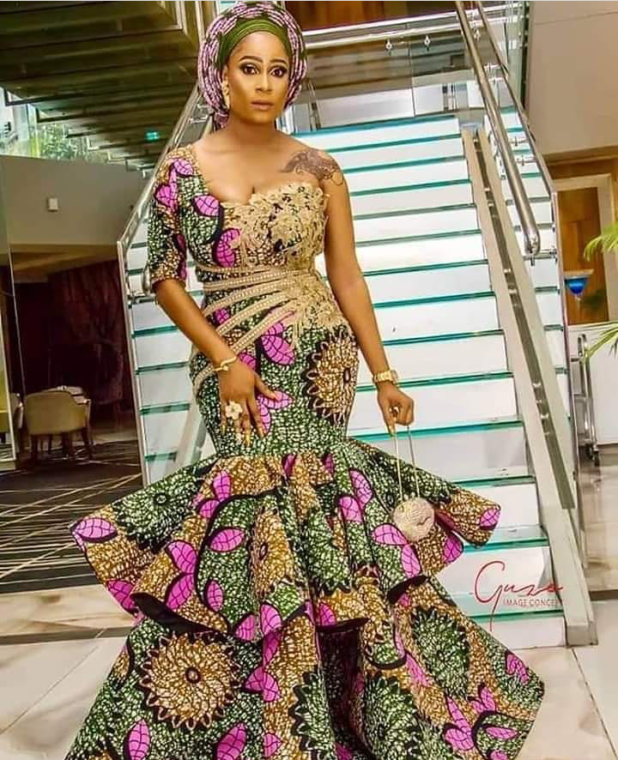 Latest Ankara Styles In Vogue For LadiesWomen-700+ Pictures (7)