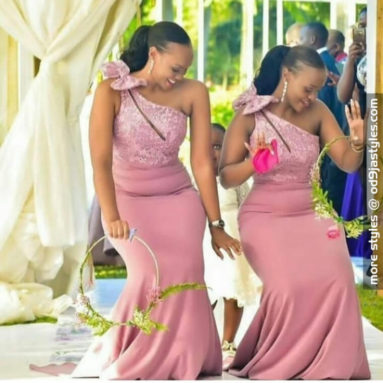 30+ of the Most Inspiring Bridesmaids Ideas to Adorn Your Wedding Party (4)