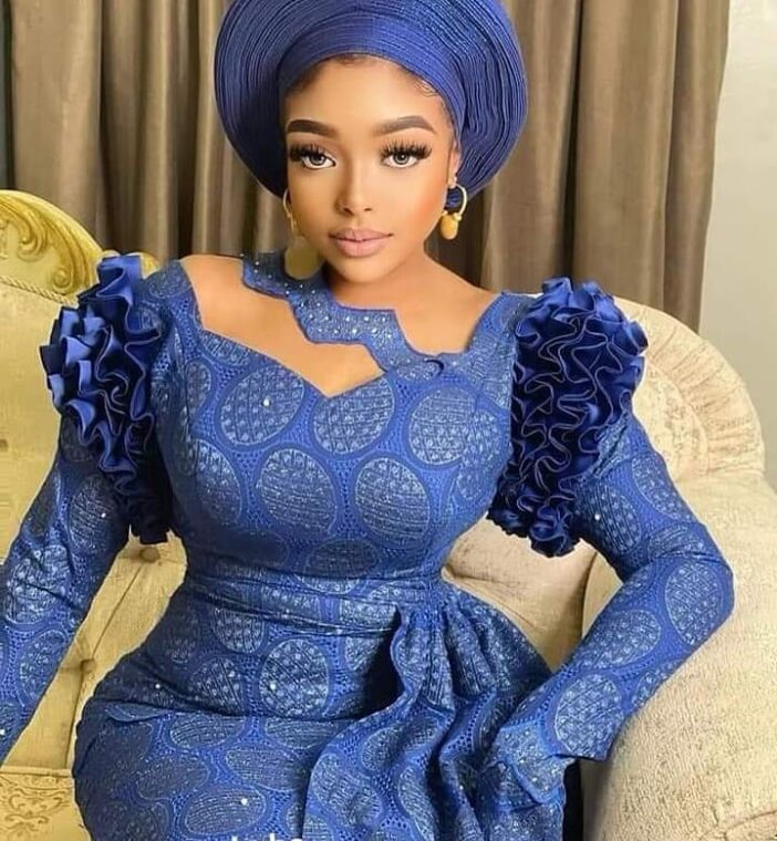 Matured Lace Gown Styles Perfect For Owambe Saturday (3)