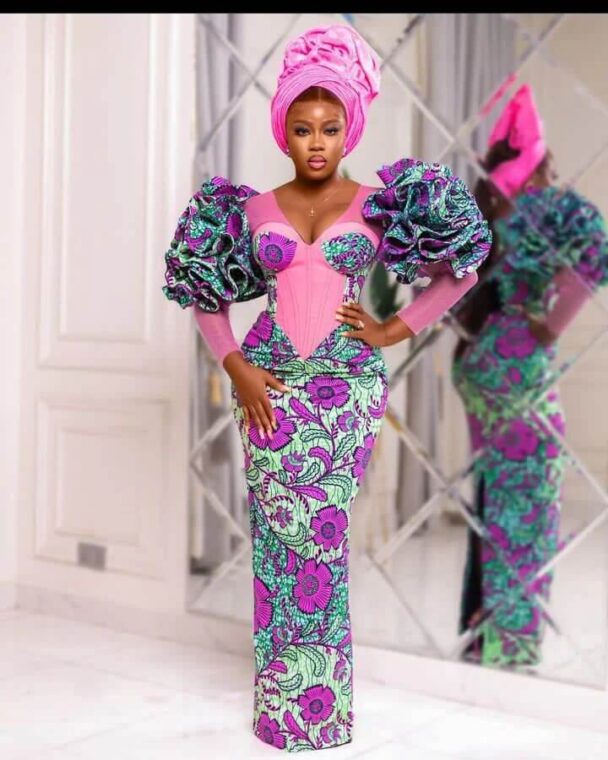 Best Corset Ankara Styles For Fashion Forward Ladies (8)