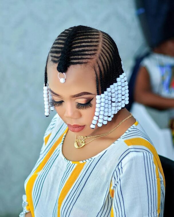 Level Up Your Beauty With This Braid Art With Beads For Elegant And Classy Everyday Looks Level Up Your Beauty With This Braid Art With Beads For Elegant And Classy Everyday Looks