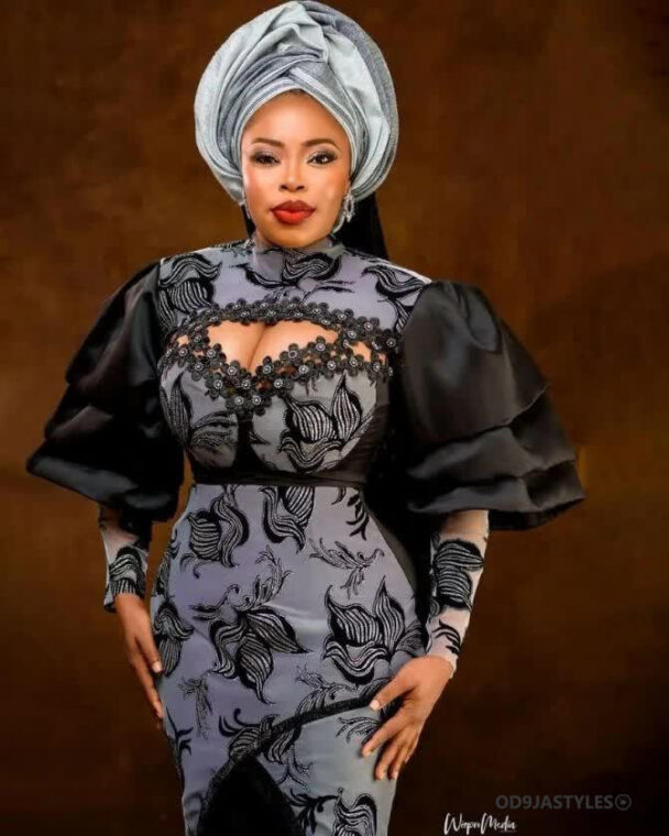 Trendy and Best Aso Ebi Styles for Wedding Guests 2023