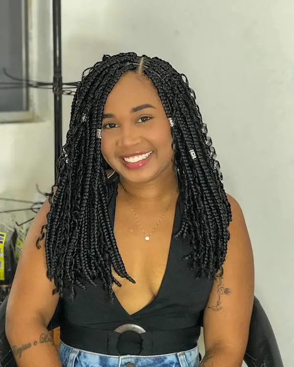 Bra-length Knotless Goddess Box Braids with Clips