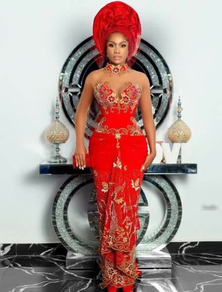 Posh and Perfect Aso-Ebi Styles for Your Next Event