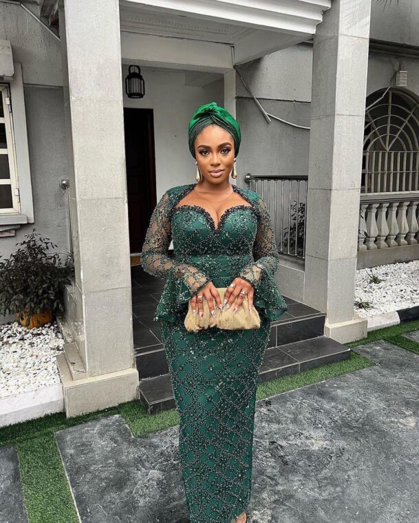 The Best Aso-Ebi Styles for Bridesmaids to Look Poshy