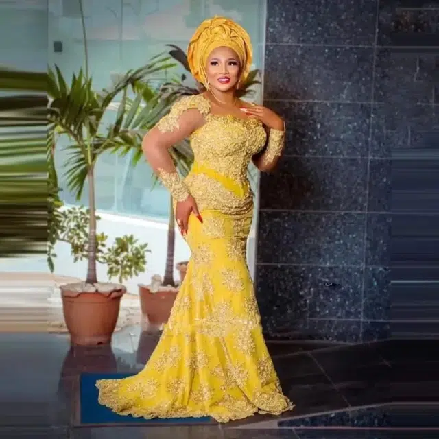 Red Carpet Events Yellow Lace Gown Styles