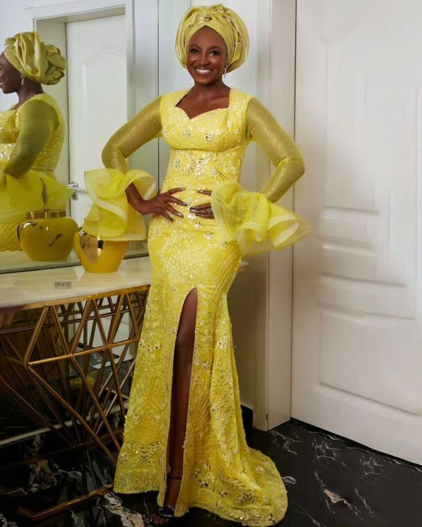How to Accessorize Yellow Lace Gowns