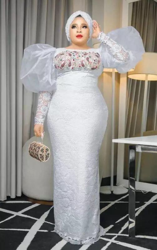 lace gown styles for weddings