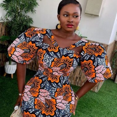 Ankara Short Gown For Curvy Lady (4)