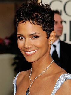 Halle Berry Low Fade Hairstyles